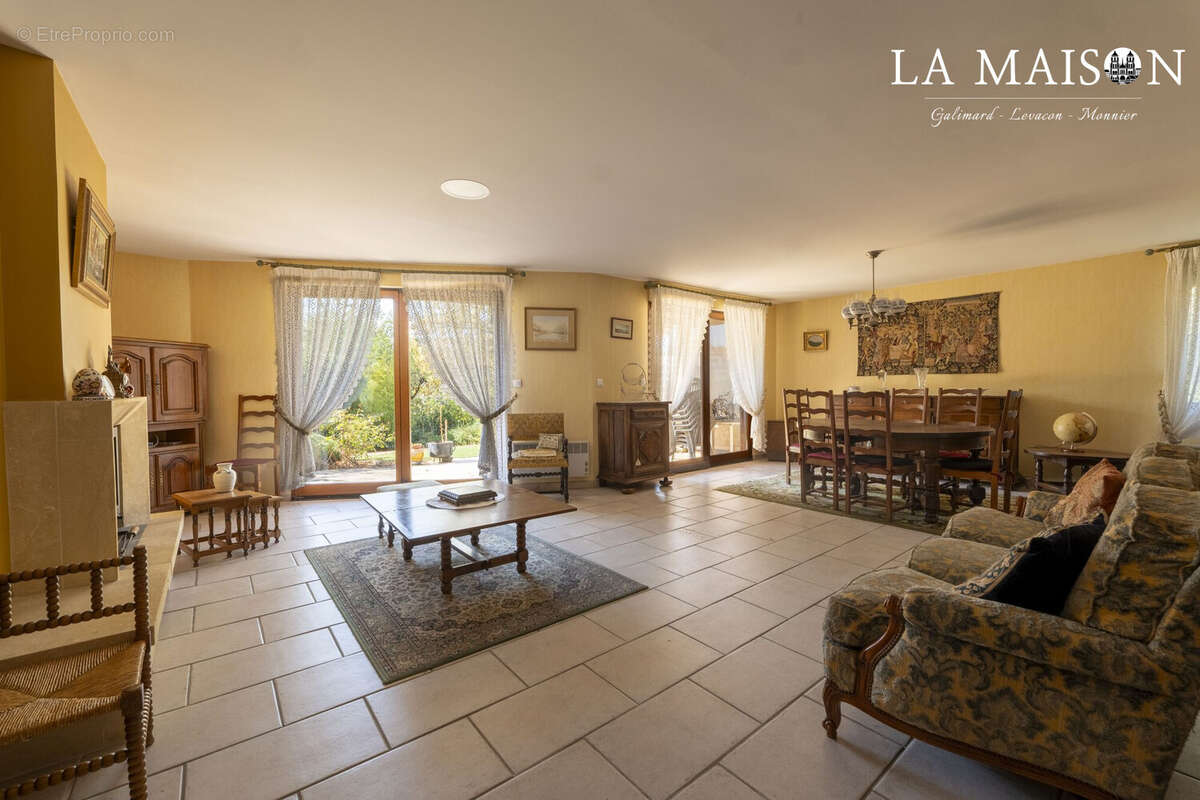 Maison 128 m² à Hauteville-Les-Dijon  - photo 4