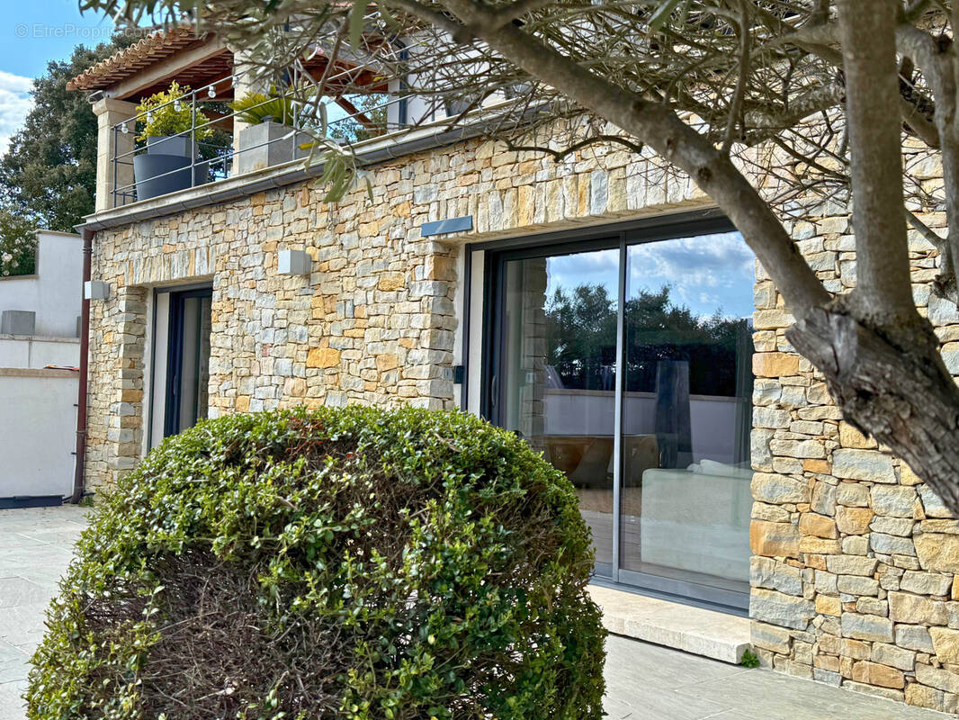 Maison à FORCALQUIER