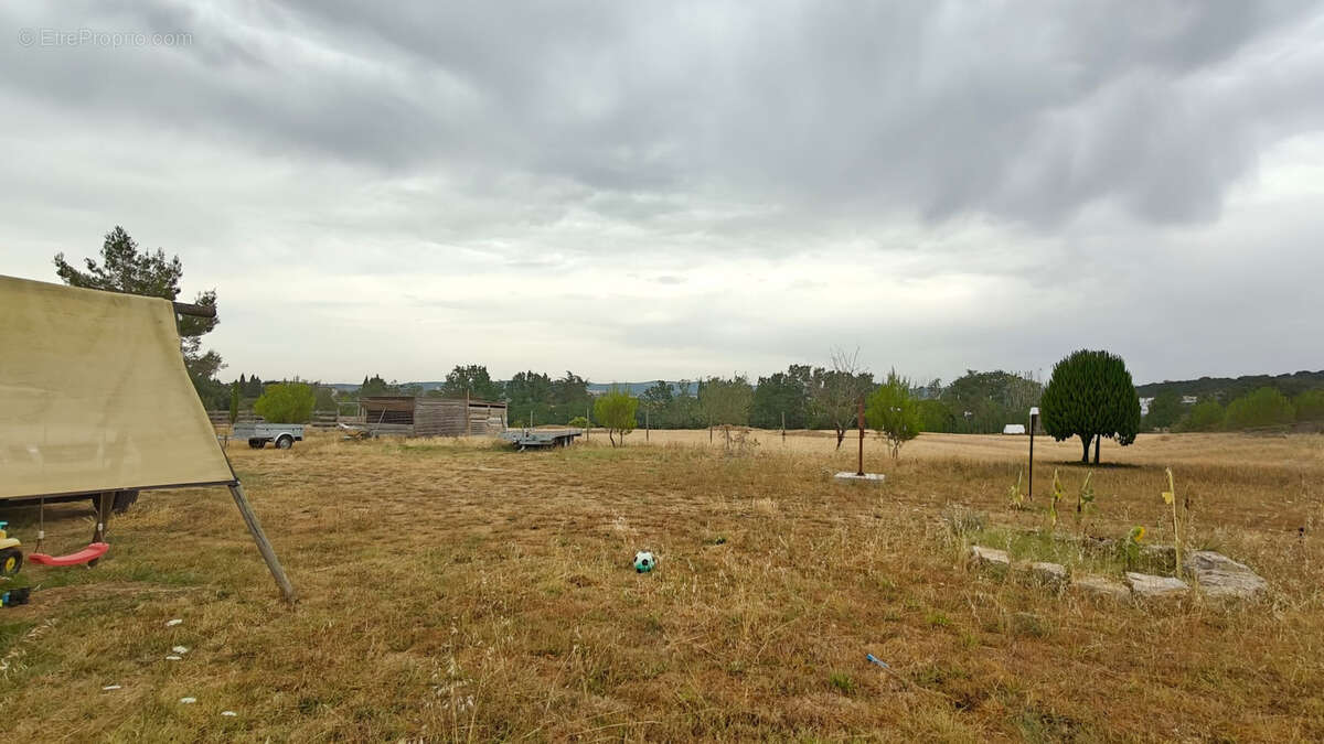 A 5km de Limoux double villa, sur terrain exceptionnel, idéal pour activité agricole - photo 2