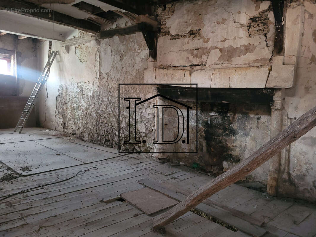 étage - Appartement à ISSIGEAC