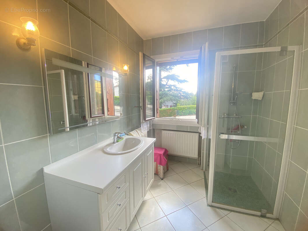 Maison à LA TALAUDIERE