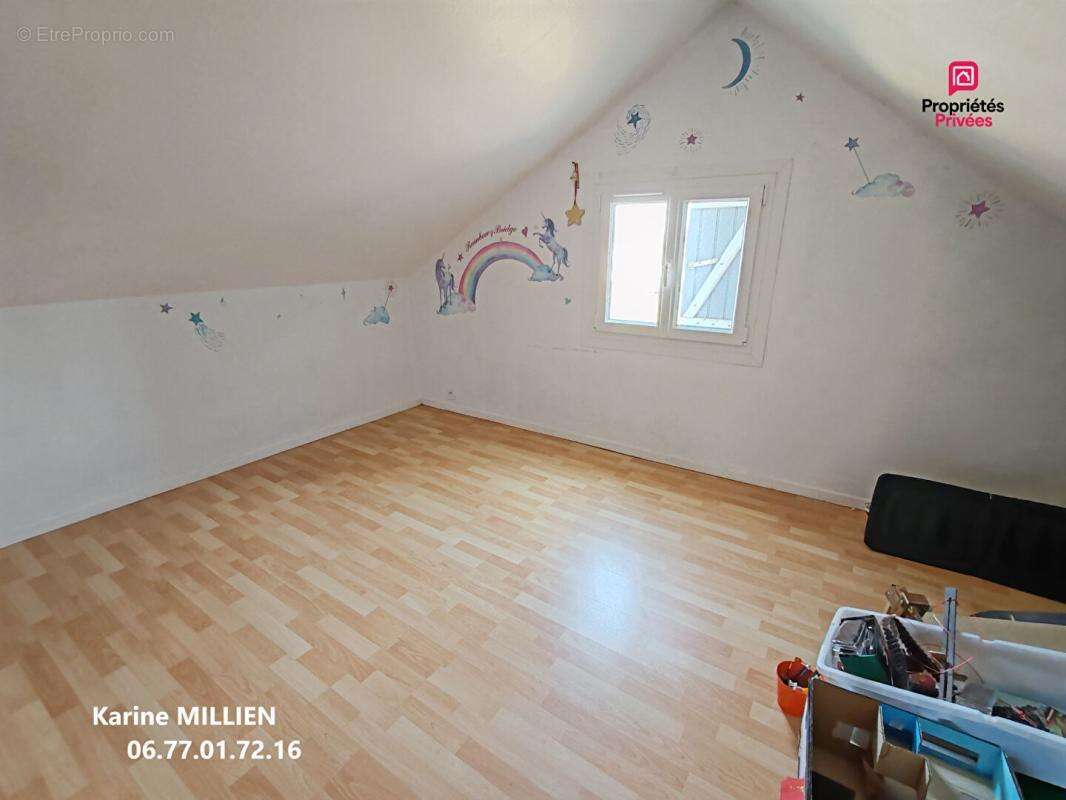 Maison à SAINT-REMY-SUR-AVRE