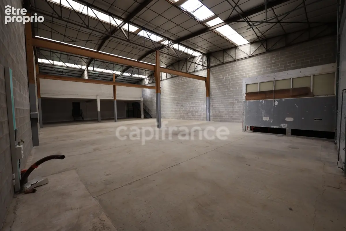 Local d'activite 577 m² – caen nord  – frais de notaire réduits - réhabilitation premium - photo 6