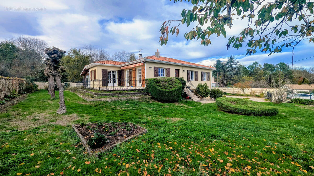 Maison à CAMBES