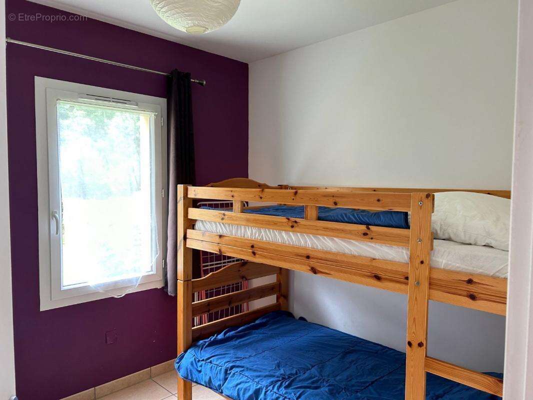 Maison à SAINTE-EULALIE-EN-BORN