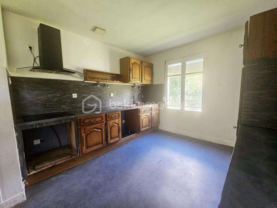 Maison à VANNES-SUR-COSSON