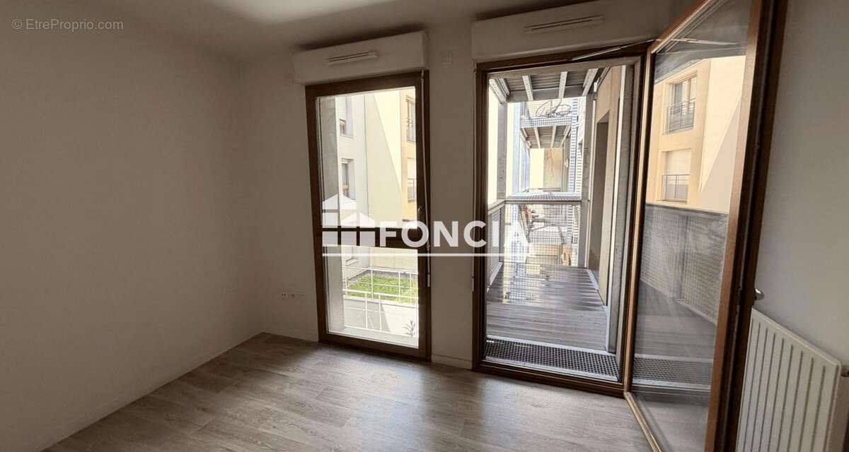 Appartement à SAINT-DENIS