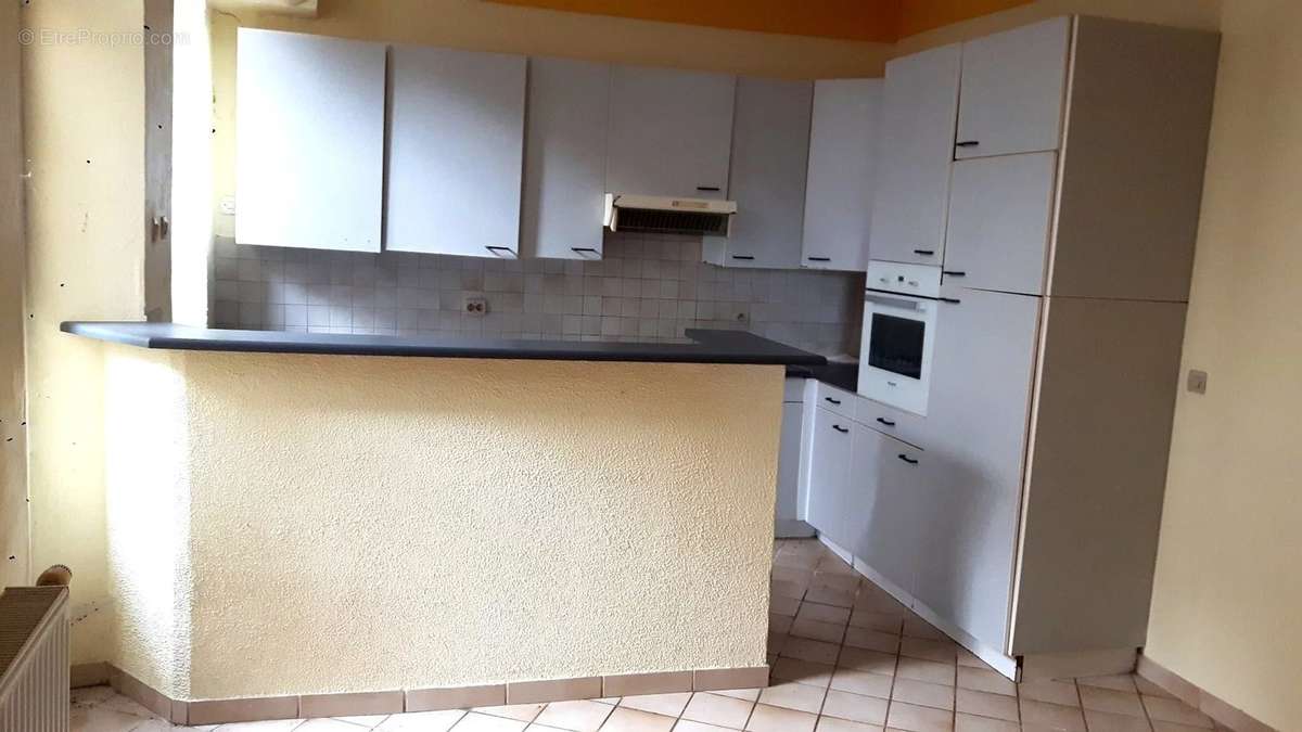 Maison à MONTMORILLON