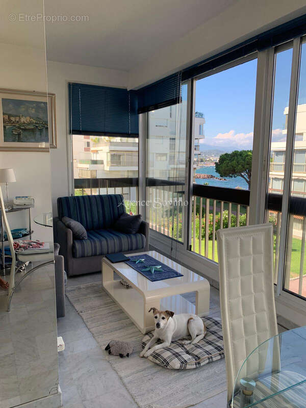 Appartement à MANDELIEU-LA-NAPOULE