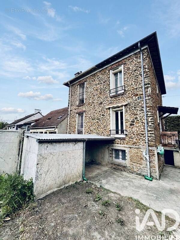 Photo 1 - Maison à LE BLANC-MESNIL
