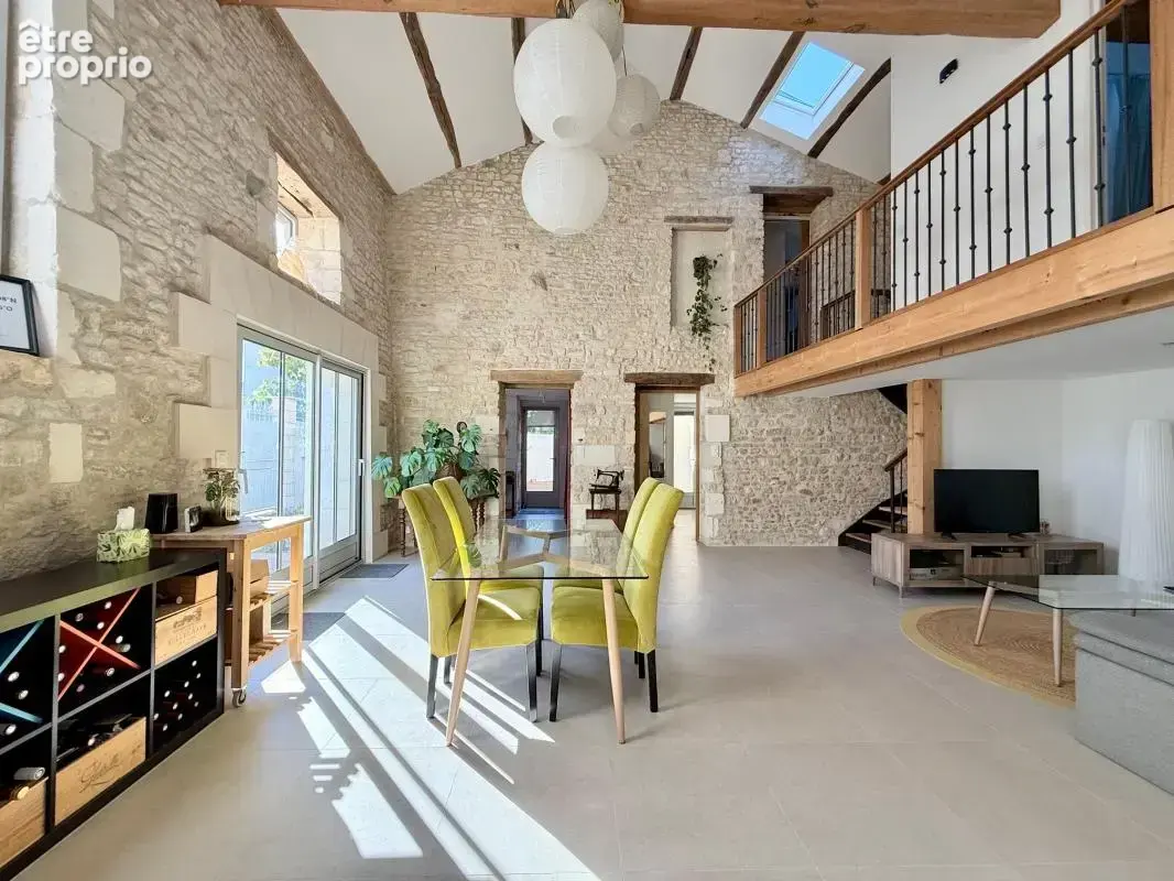 Photo Maison à Nieul-Sur-Mer au prix de 572 000€