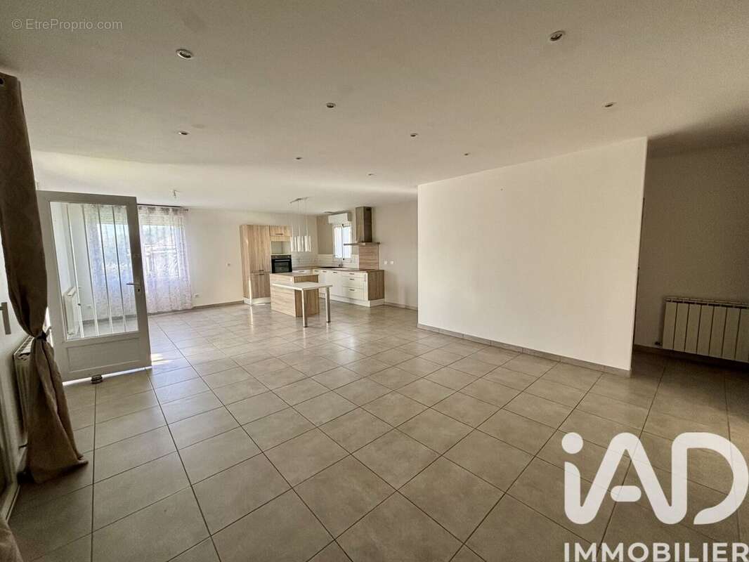 Photo 5 - Maison à BRAUD-ET-SAINT-LOUIS