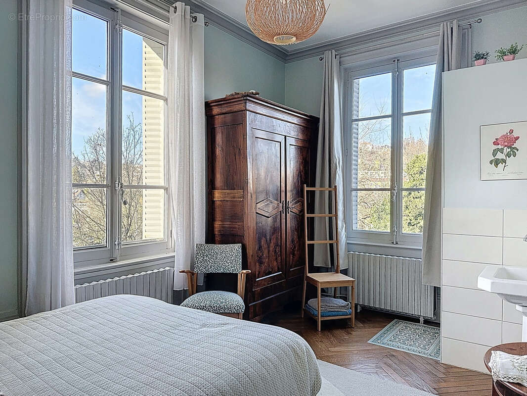 Maison à RILLIEUX-LA-PAPE