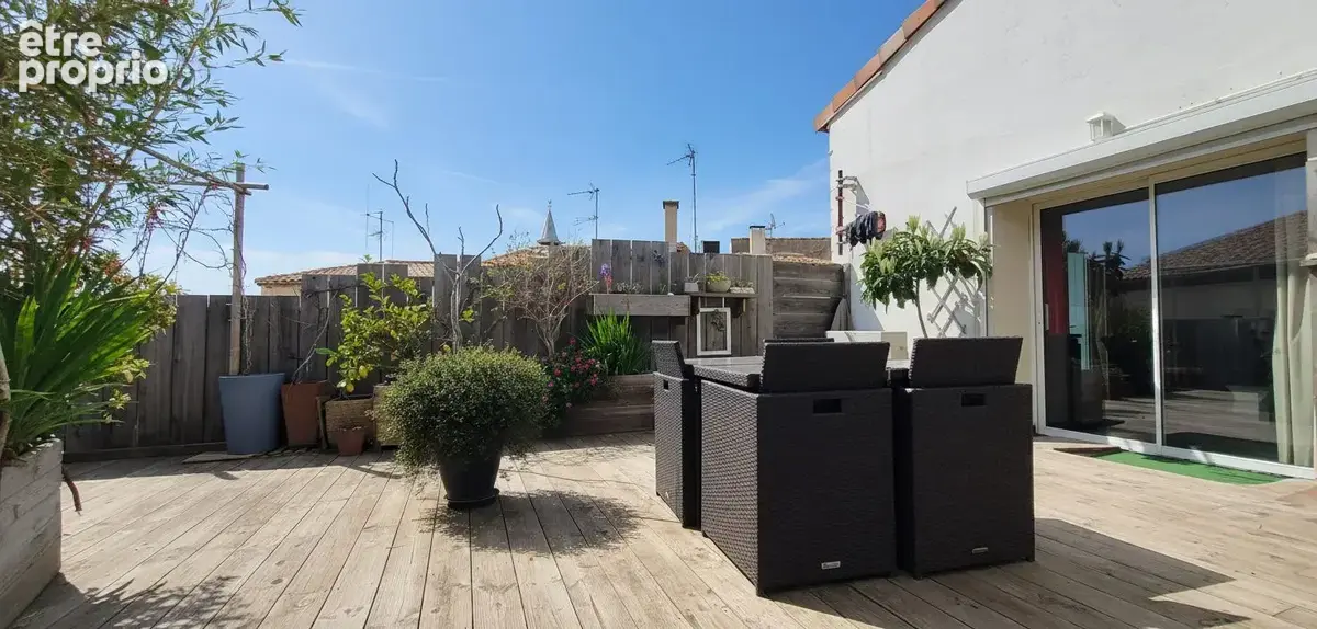 Maison à ROUJAN