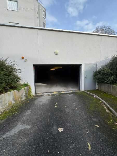 Parking à MONTBELIARD