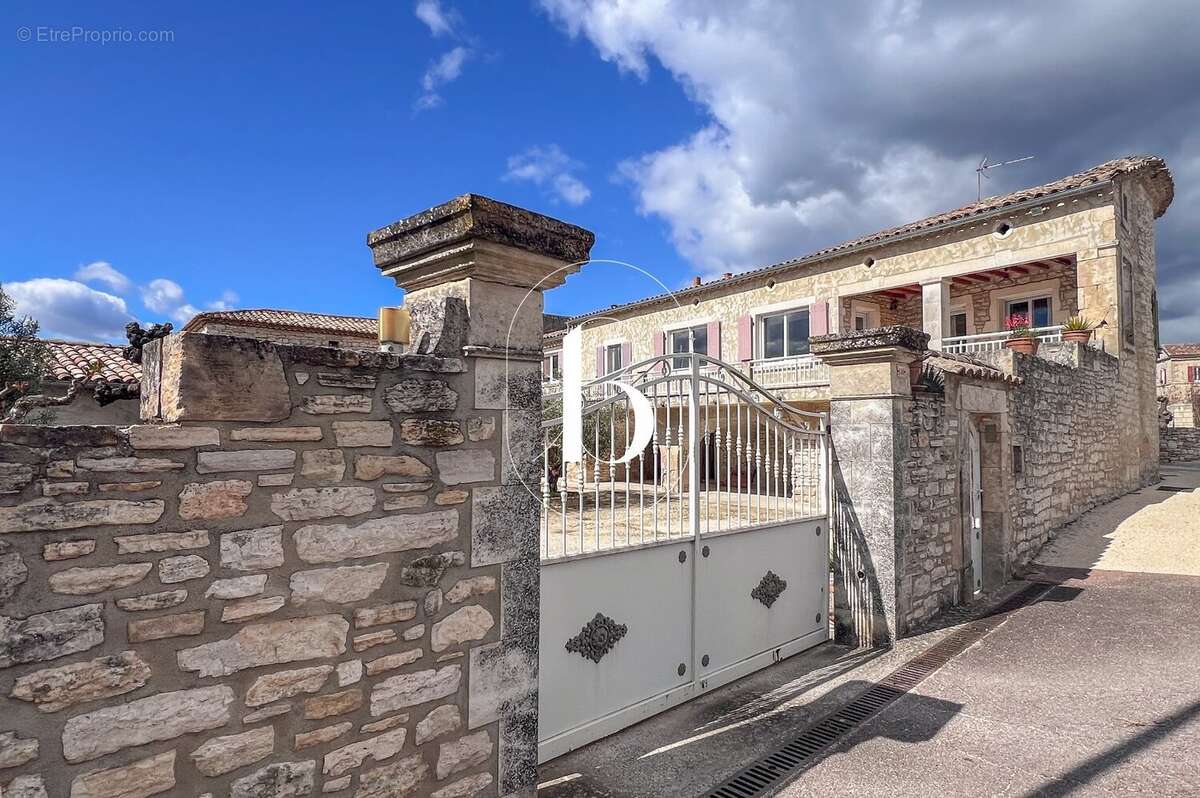 Maison à ORGNAC-L'AVEN