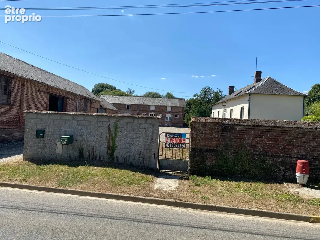 Propriete avec 2 maisons, grange et terrain - photo 18