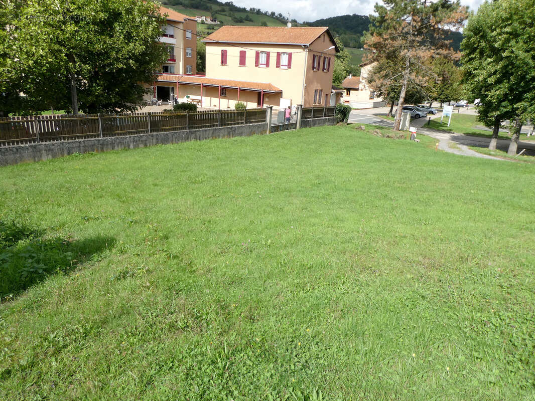 Terrain à SAINTE-FOY-L&#039;ARGENTIERE