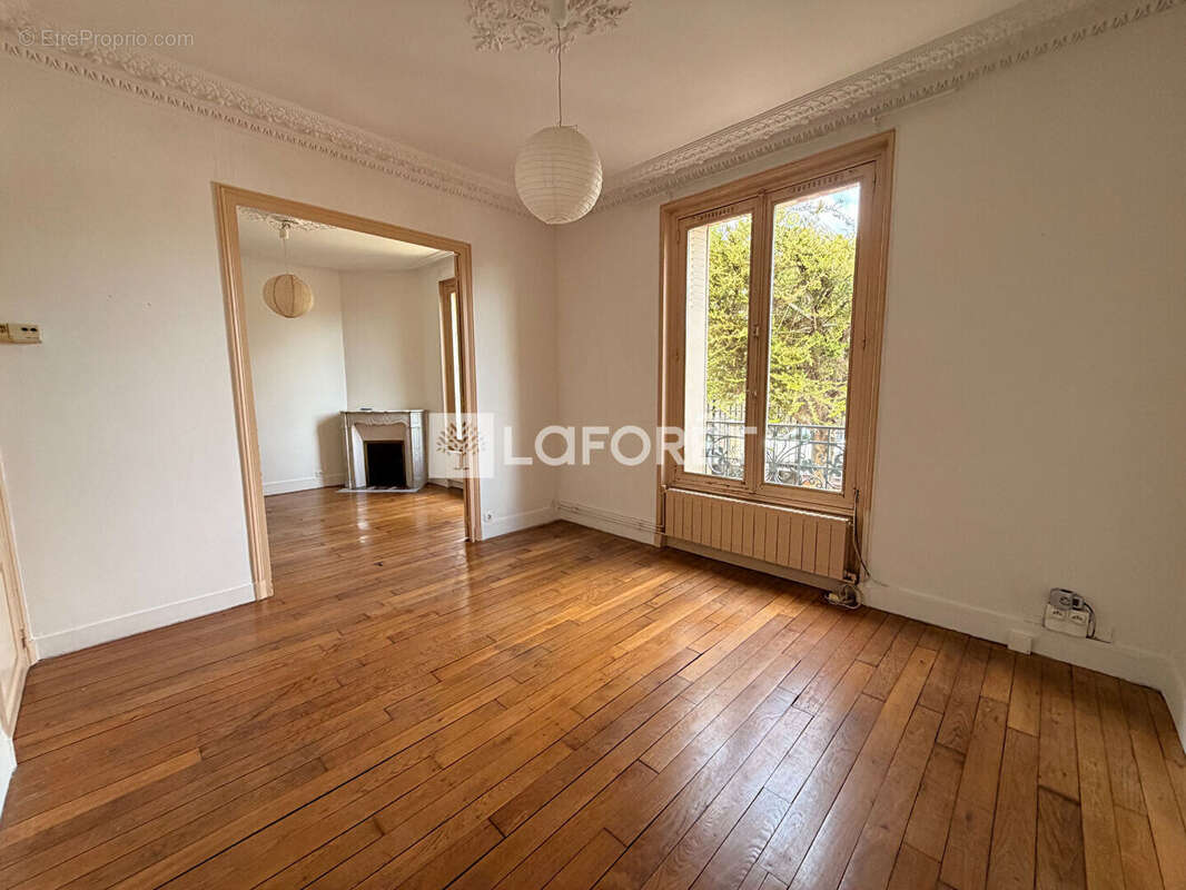 Maison à VIGNEUX-SUR-SEINE