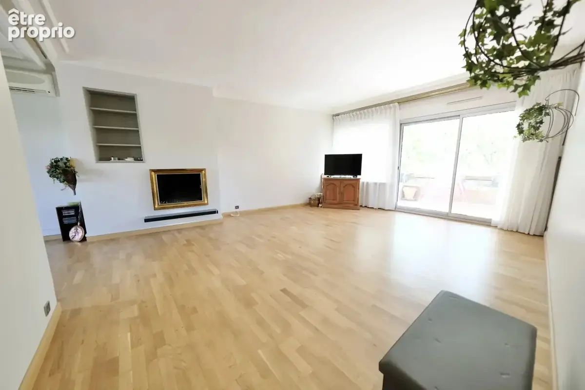 Appartement 105 m² à Villeurbanne  - photo 2