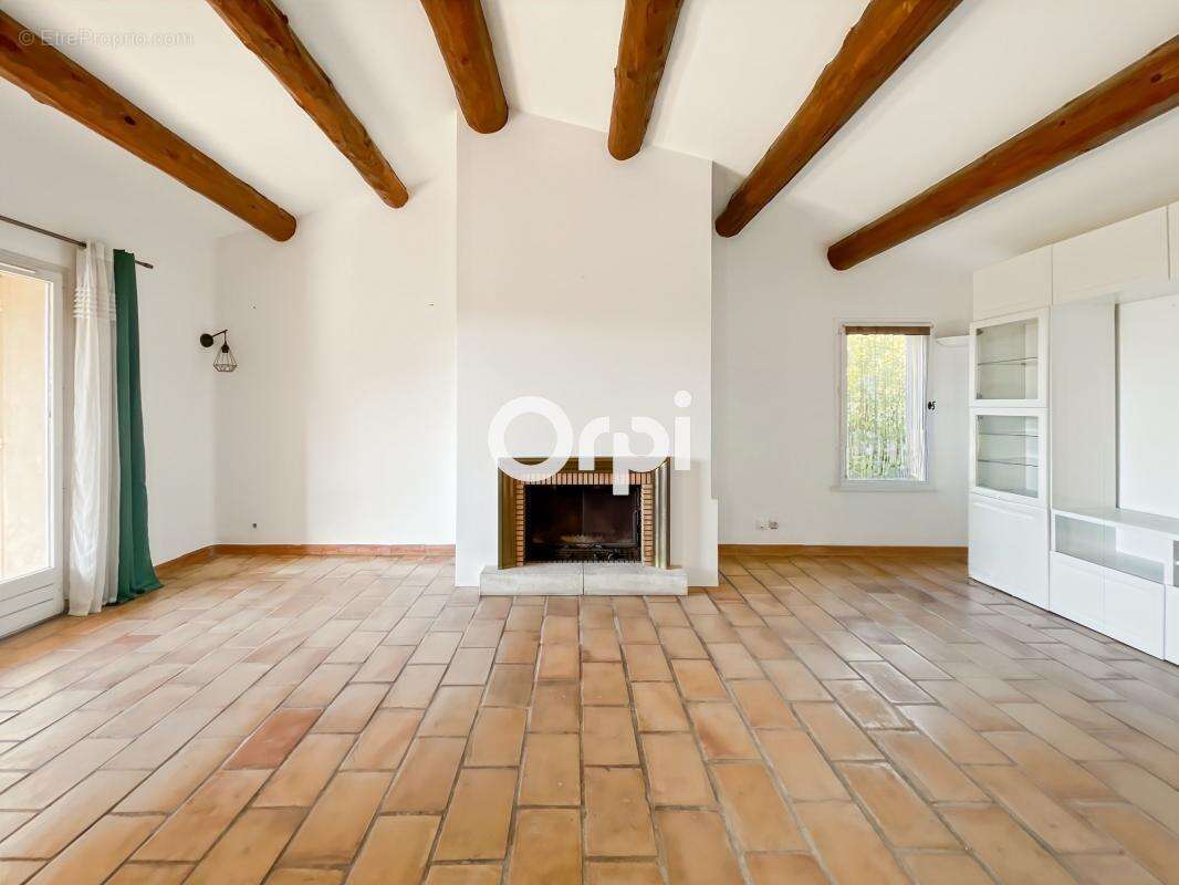 Maison à ROQUEVAIRE