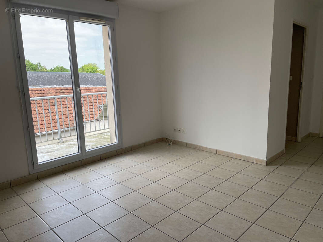 Appartement à LA FERTE-GAUCHER