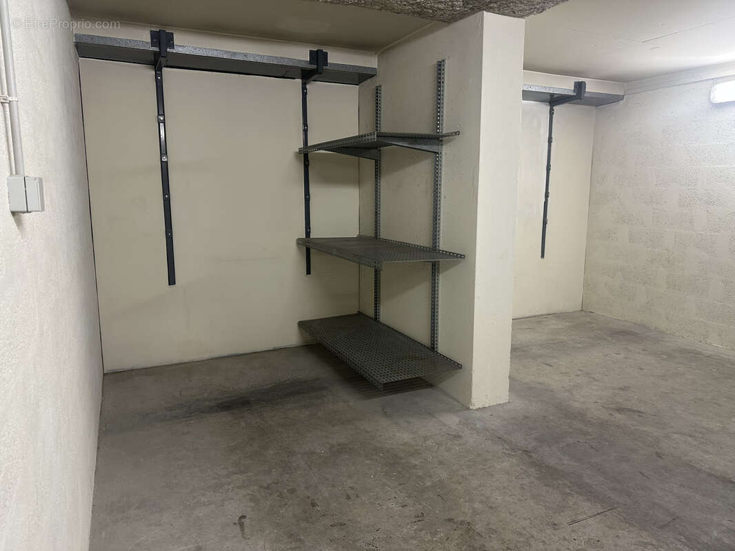 Parking à MARSEILLE-6E