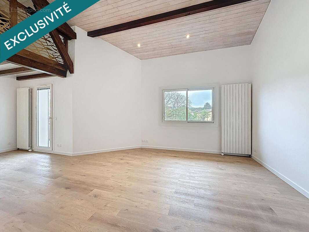 Photo 2 - Appartement à VIRY