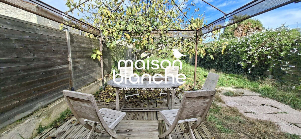 Maison à BALLON