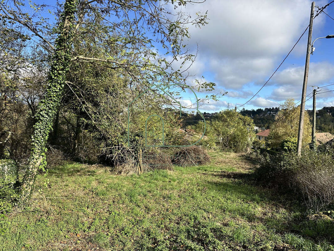 Maison 50 m² à Decazeville  - photo 4