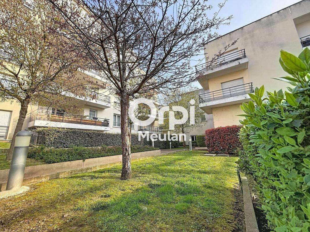Appartement À Vendre - photo 2