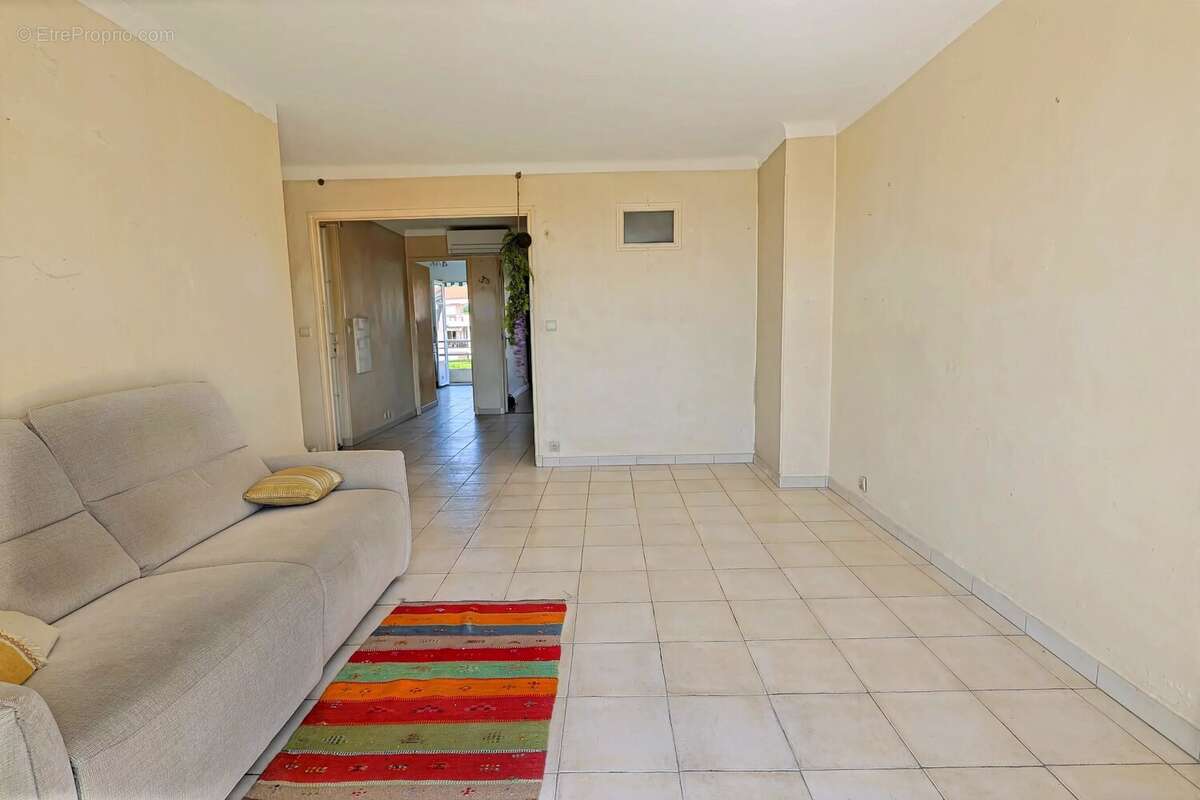 Antibes – Vue Mer Exceptionnelle  3 Pièces 58 m² Traversant - photo 4