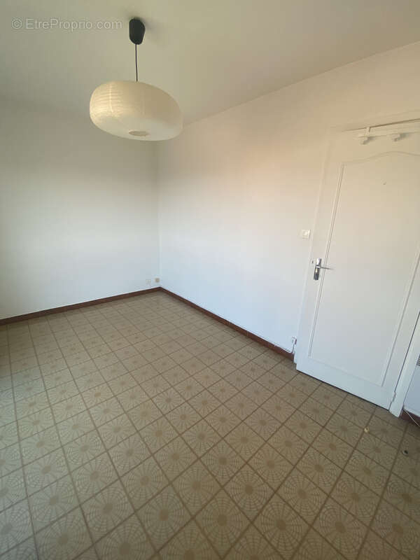 Appartement à SIX-FOURS-LES-PLAGES