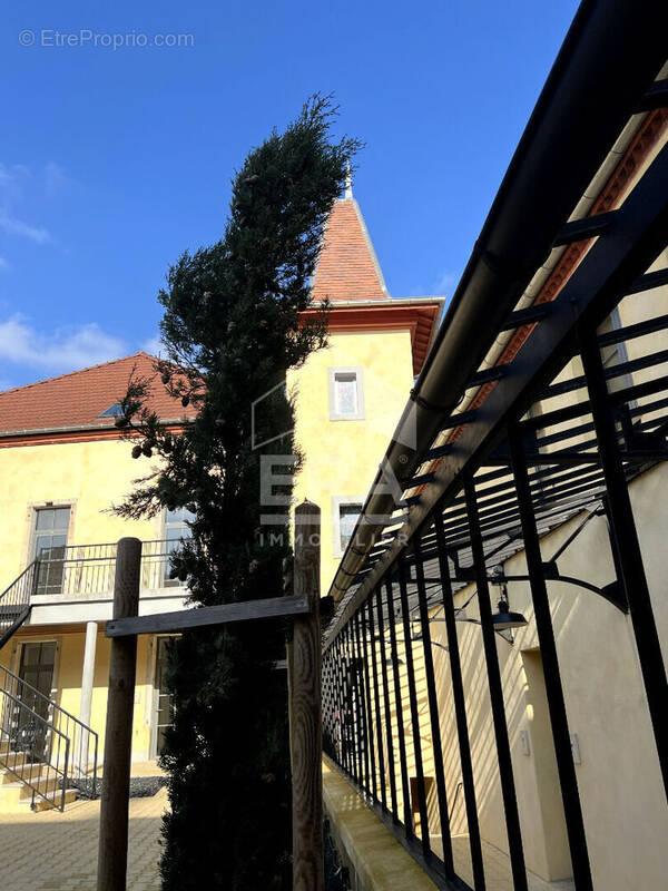 Appartement à BYANS-SUR-DOUBS