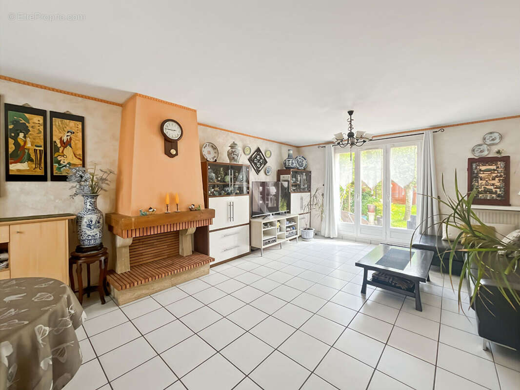 Maison à VAUREAL