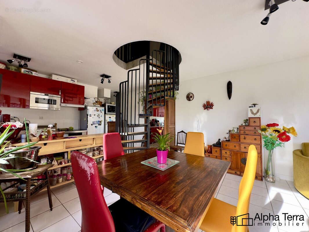 Appartement à HEROUVILLE-SAINT-CLAIR