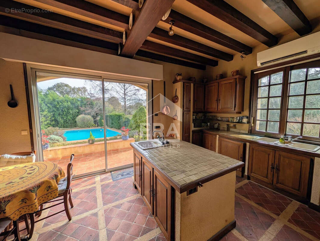 Maison à MONTPON-MENESTEROL