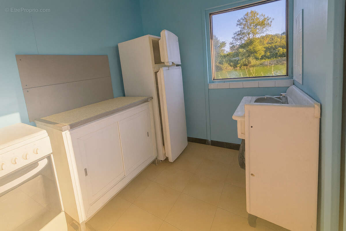 Maison à MILLY-SUR-THERAIN