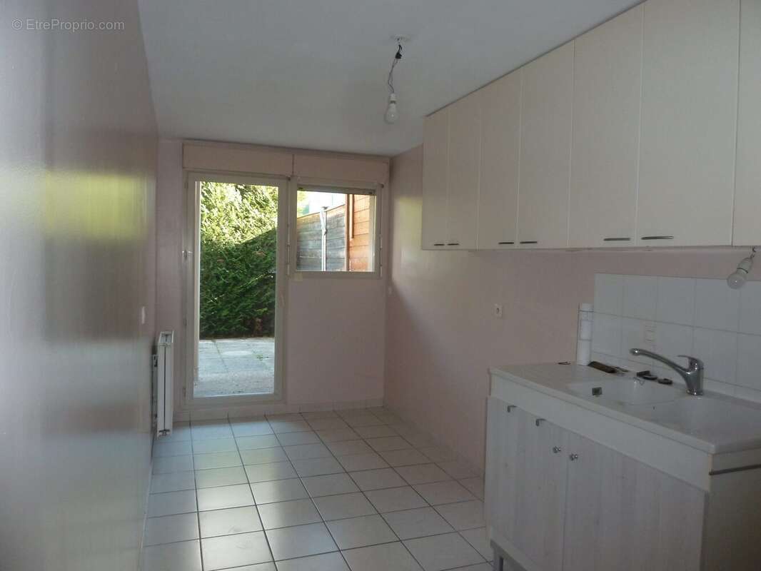 Appartement à LYON-8E
