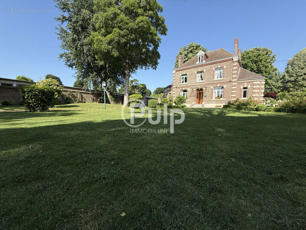Maison à MERICOURT