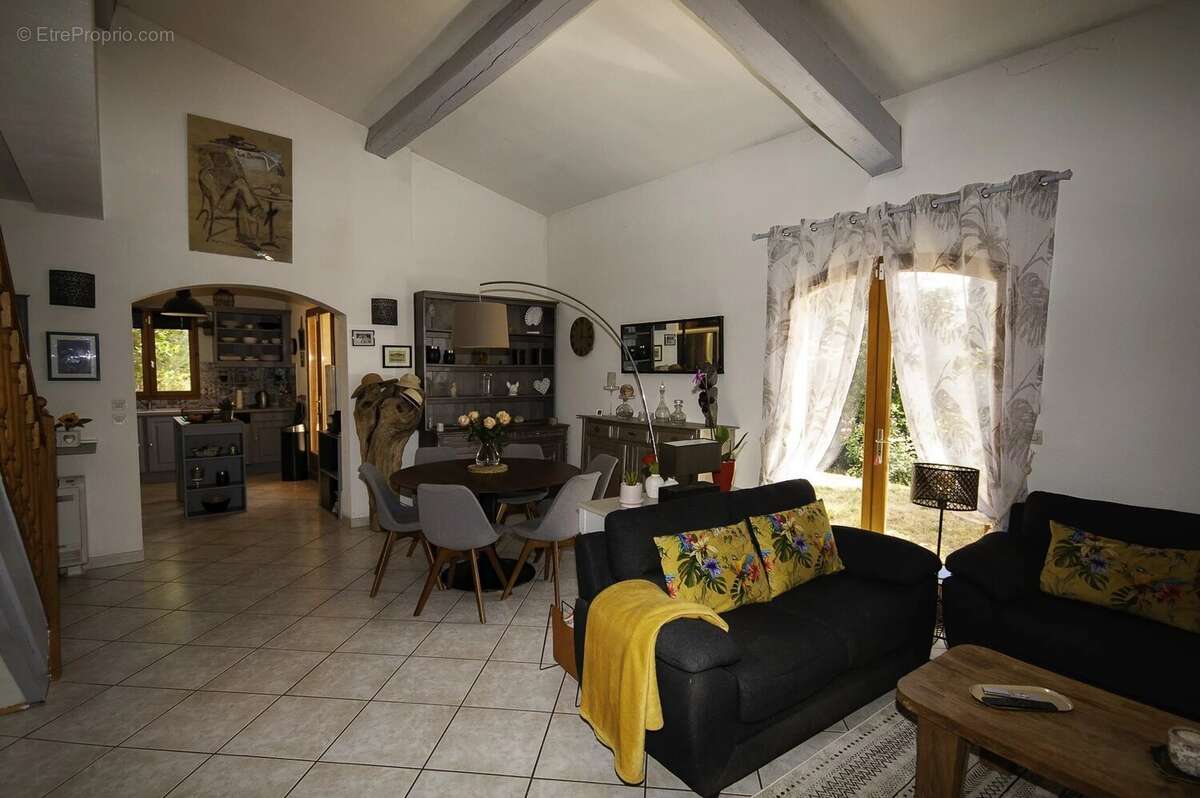 Maison à MONTFORT-SUR-ARGENS