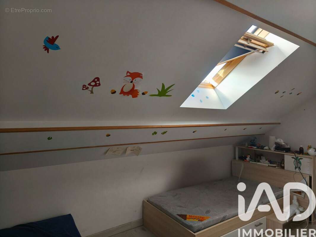 Appartement 154 m² à La Fere  - photo 6