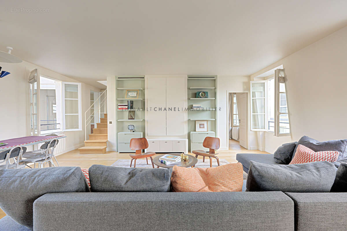 Appartement à PARIS-3E