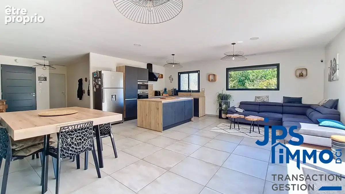 Maison 140 m² à Genissieux  - photo 3