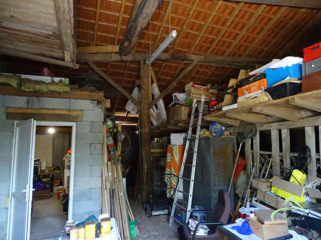 Maison à SAINT-JUNIEN