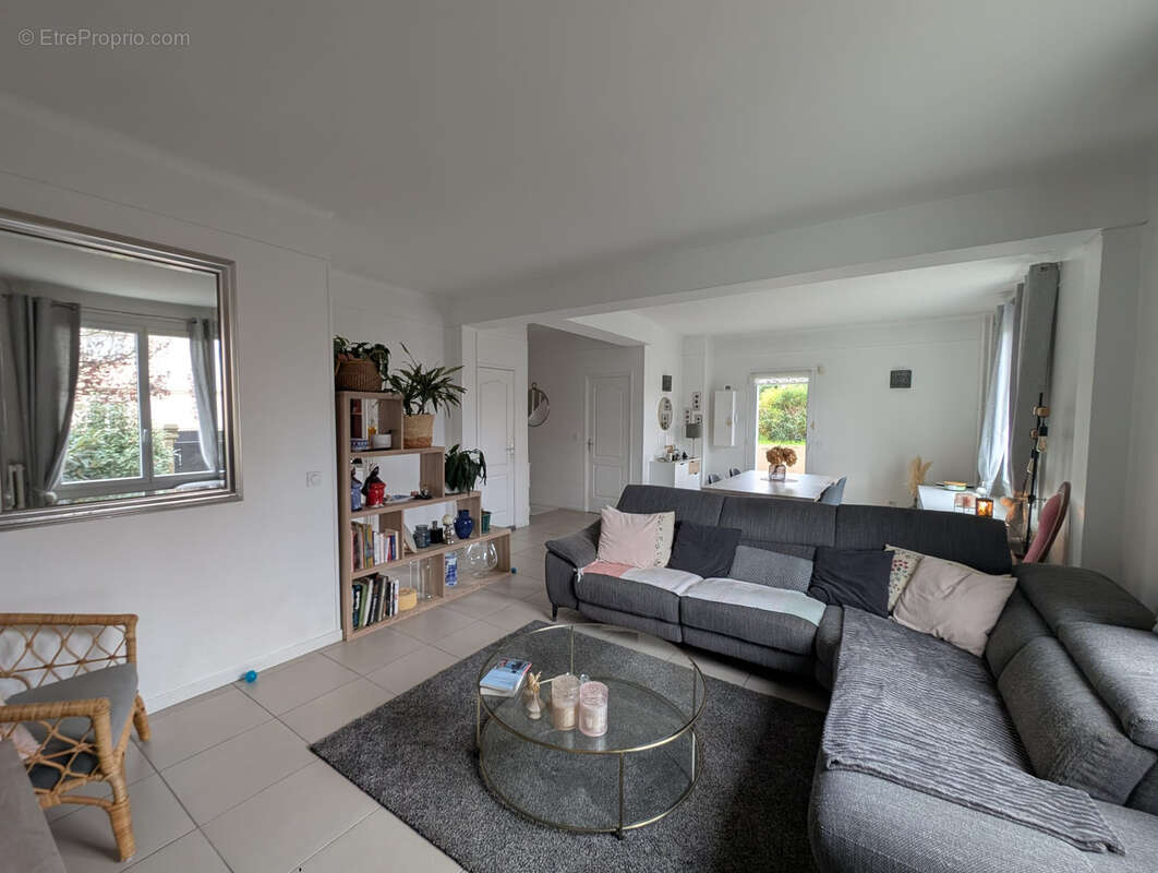 Maison à SAVIGNY-SUR-ORGE