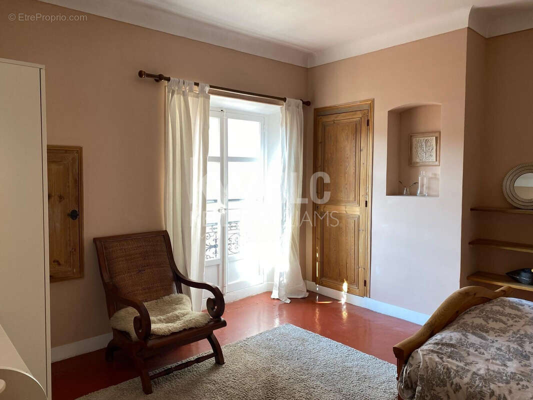 Appartement 110 m² à Cannes  - photo 4