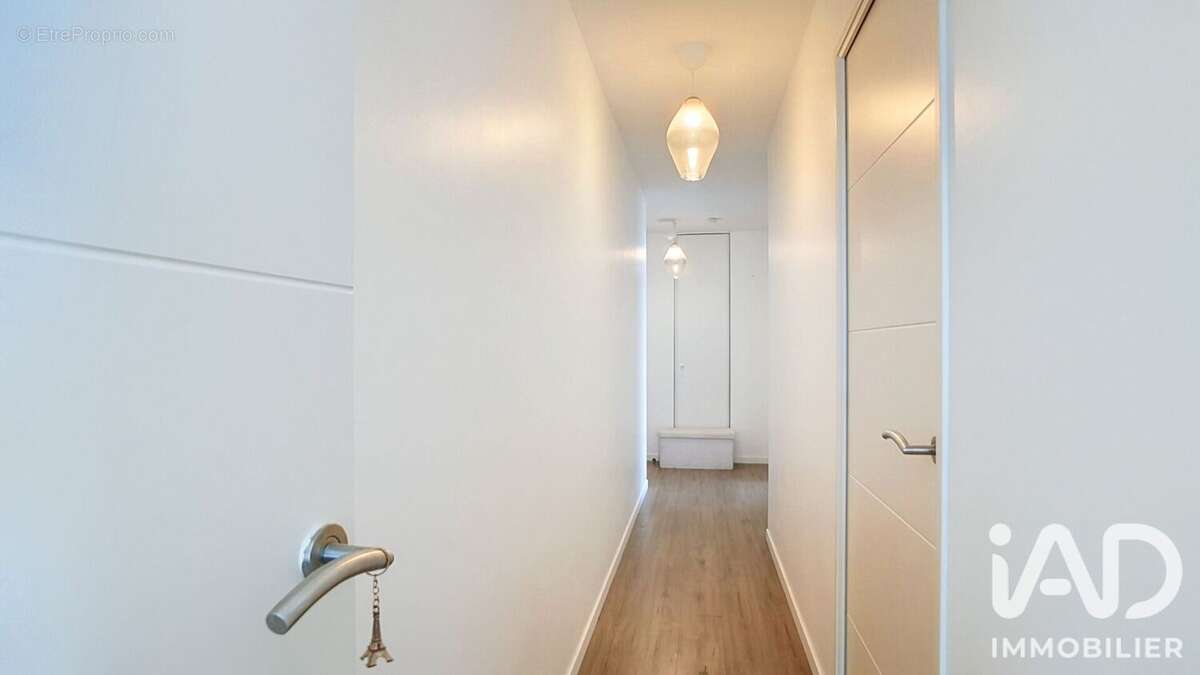 Appartement 64 m² à Aubervilliers  - photo 9