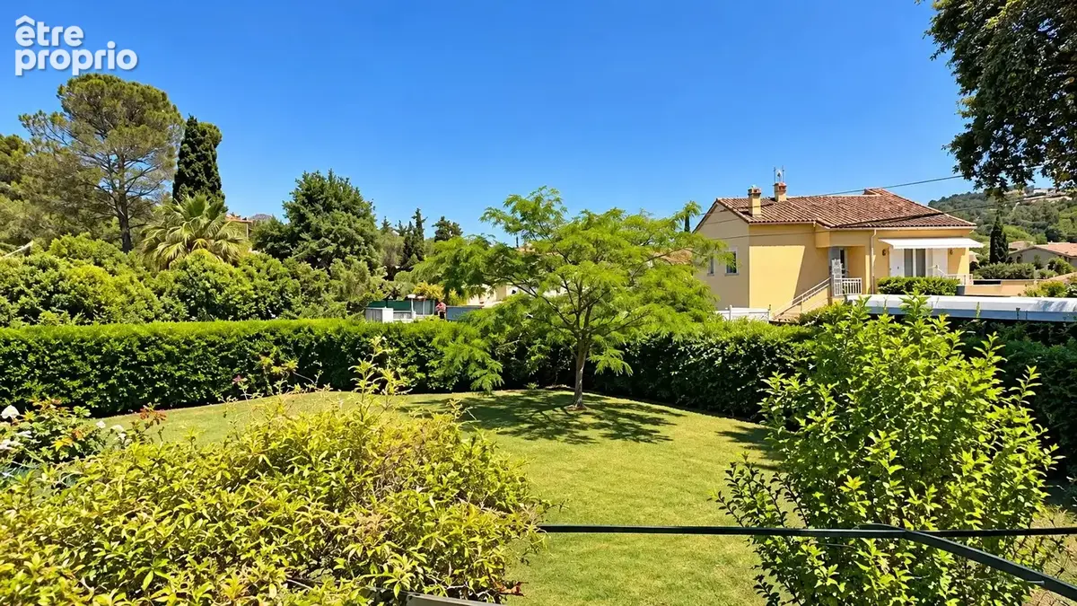 Saint-raphaël - villa individuelle sur 910 m² de terrain piscinable - photo 2