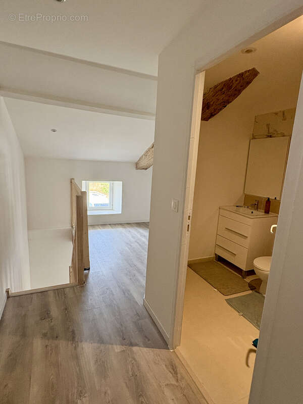 Maison à PUJOLS-SUR-CIRON